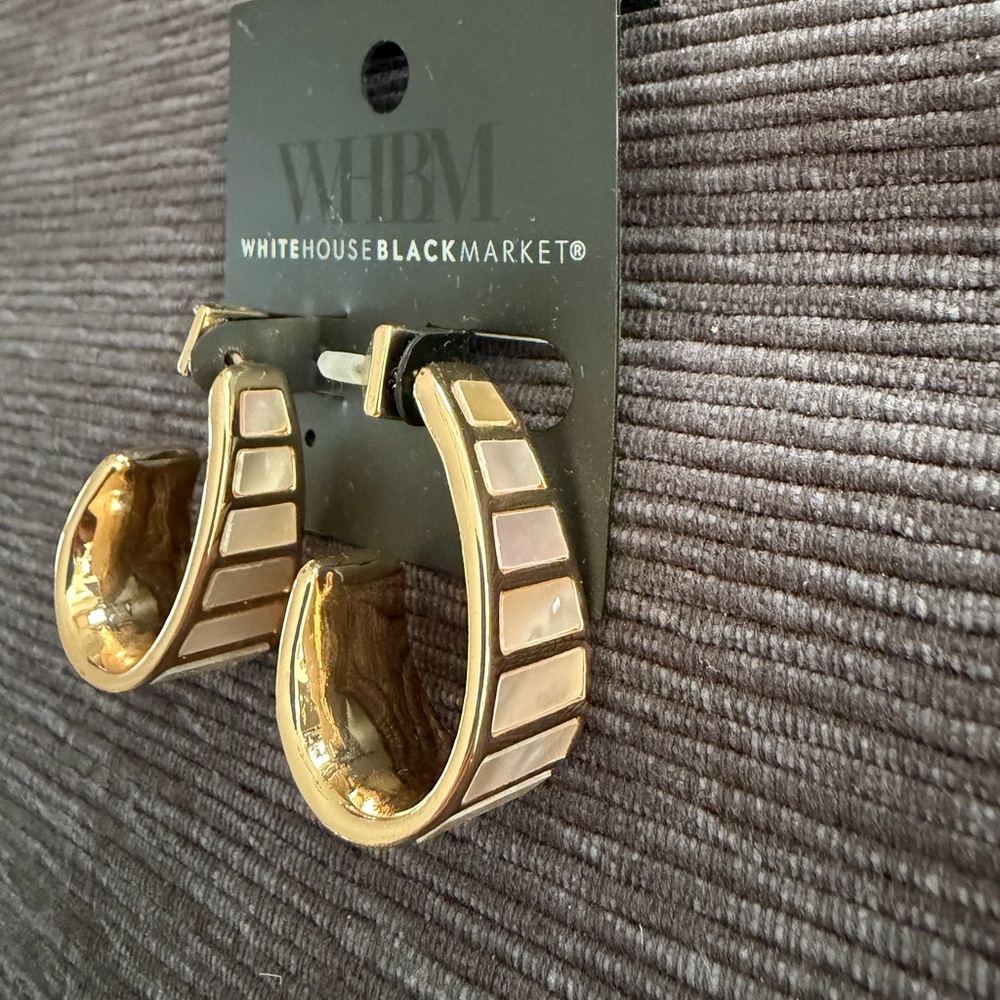 NEW WHBM White House Black Market Gold Tone Hoop Earrings Mother of Pearl Inlay